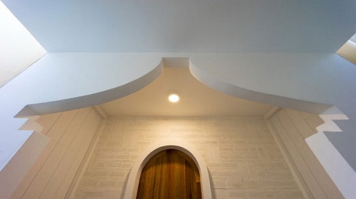 Ngắm nhìn ngôi nhà ngói mang nét đẹp cổ kính mà phóng khoáng