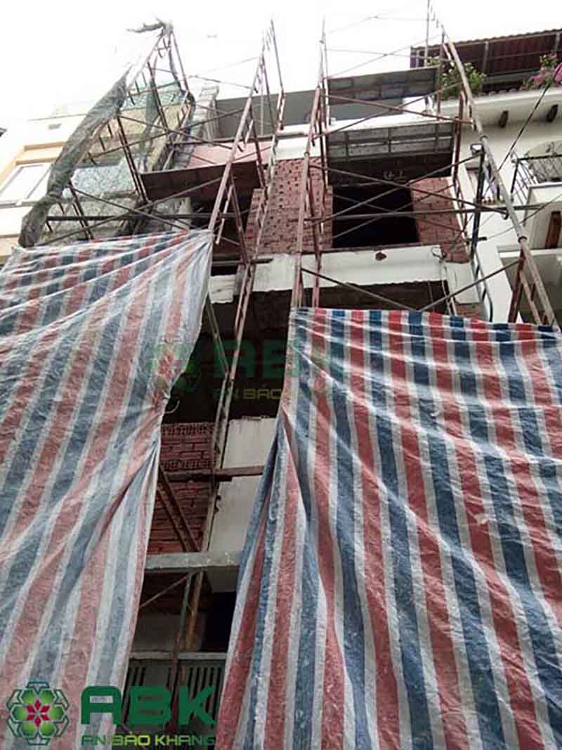 Sửa chữa cải tạo mặt tiền