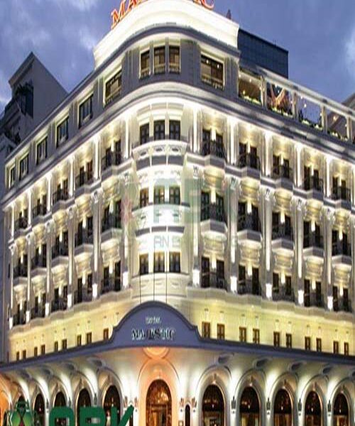 Ngắm nhìn mẫu thiết kế khách sạn đẹp 5 tầng