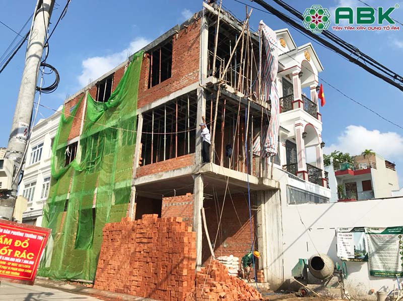 Xây dựng nhà phố 3 tầng anh tuấn thủ đức