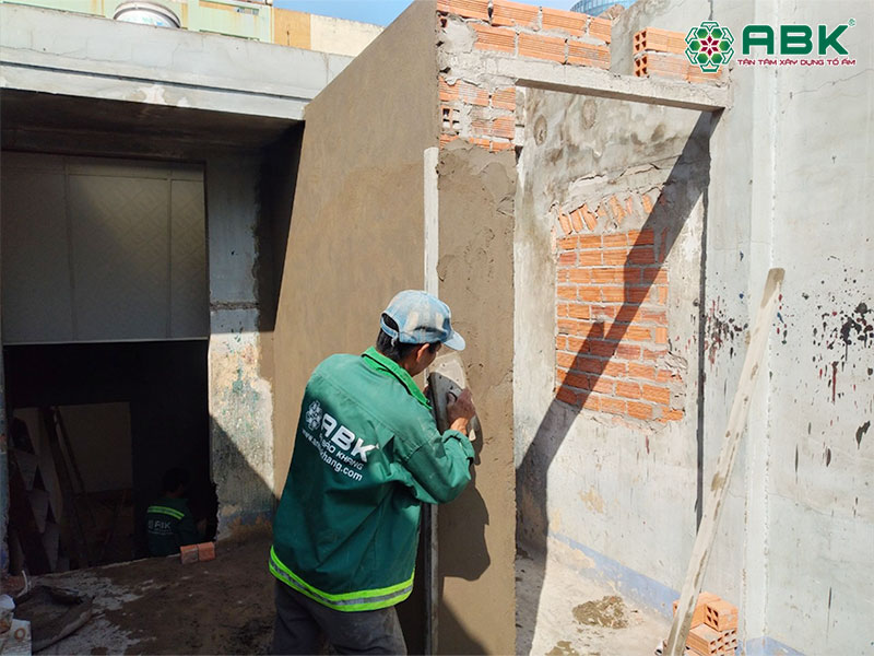 Thi công trát tường nhà