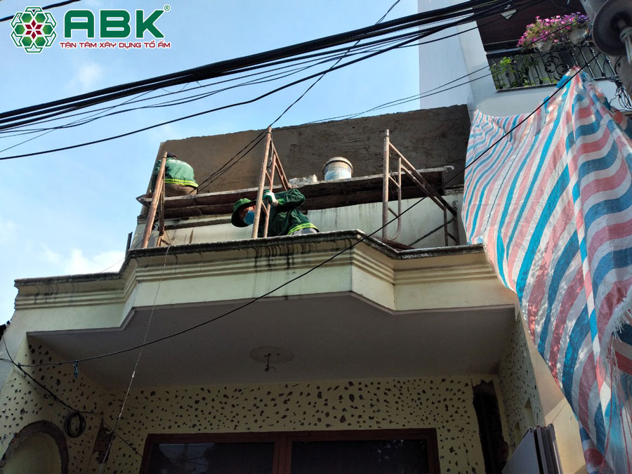 Thi công cải tạo mặt tiền nhà anh Tuấn quận 12