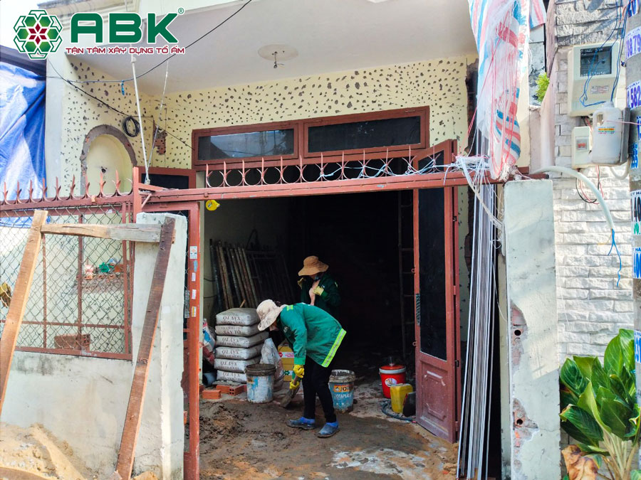 Thi công cải tạo mặt tiền nhà anh Tuấn quận 12