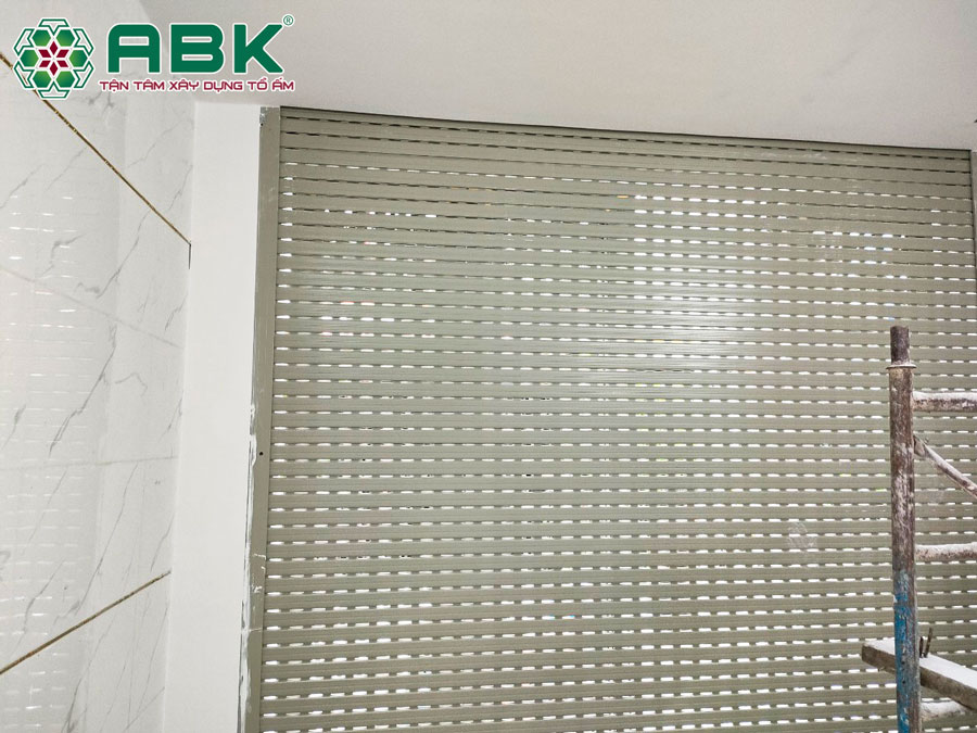 Thi công lắp của cuốn nhà anh Hiệp Quận Bình Tân