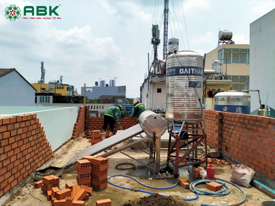 Thi công xây tường vây nhà anh Hiệp