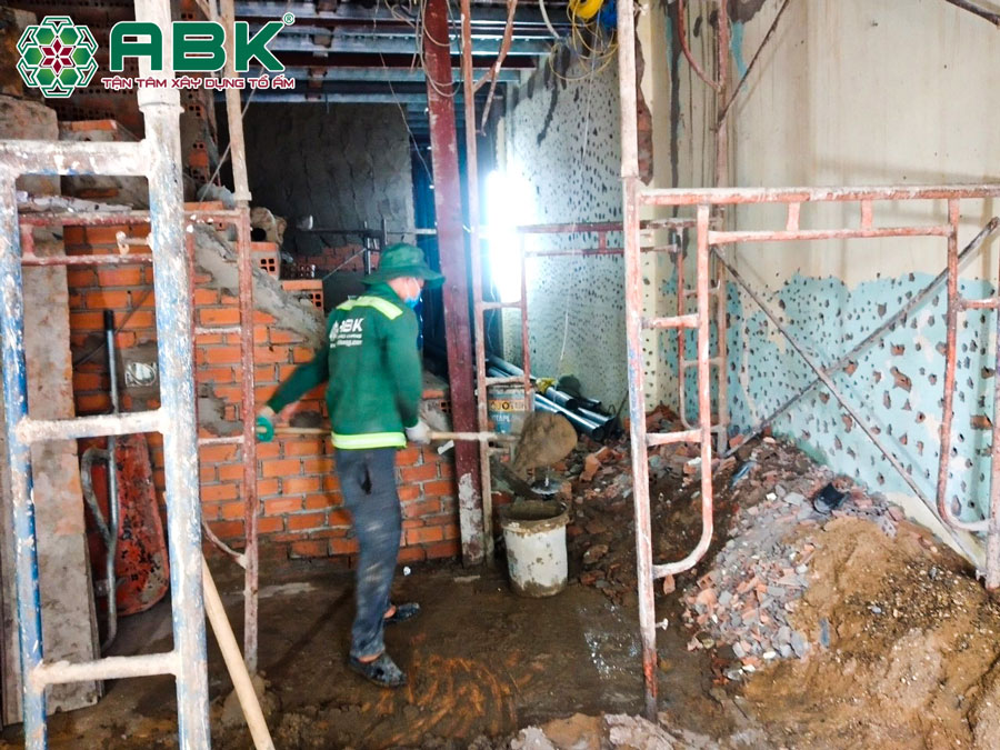 công tác thi công xây tô lại hệ tường nhà anh Tuấn
