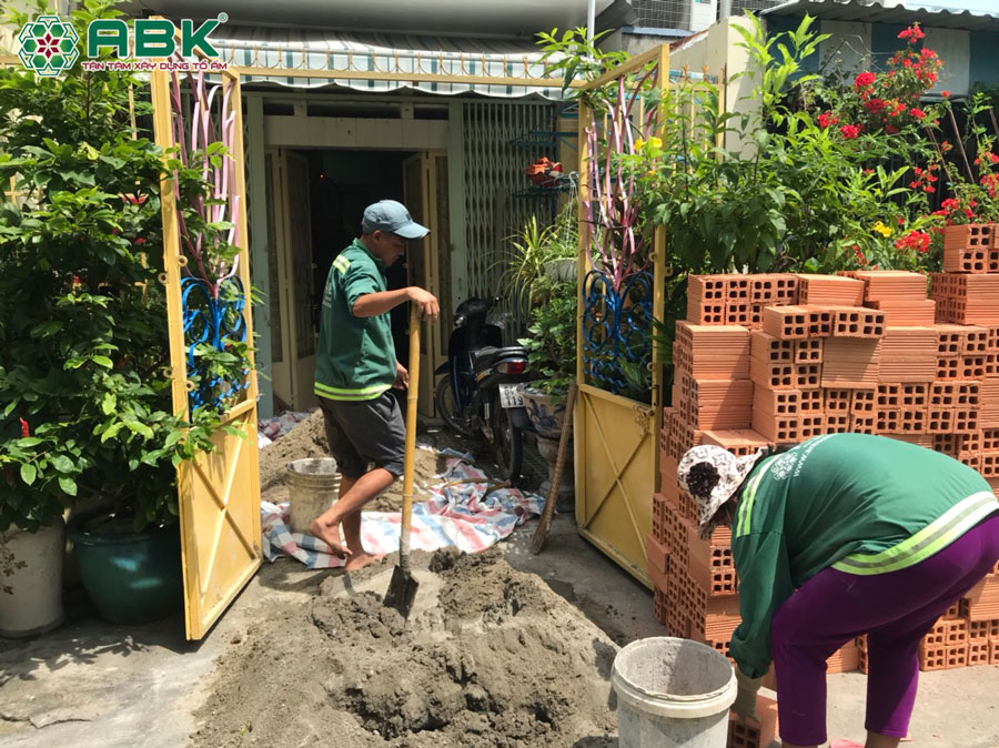 Chuẩn bị vật tư xây dựng nhà chị Châu ở Quận 8