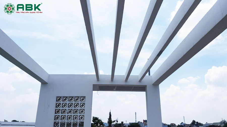 Thông gió nhờ giếng trời