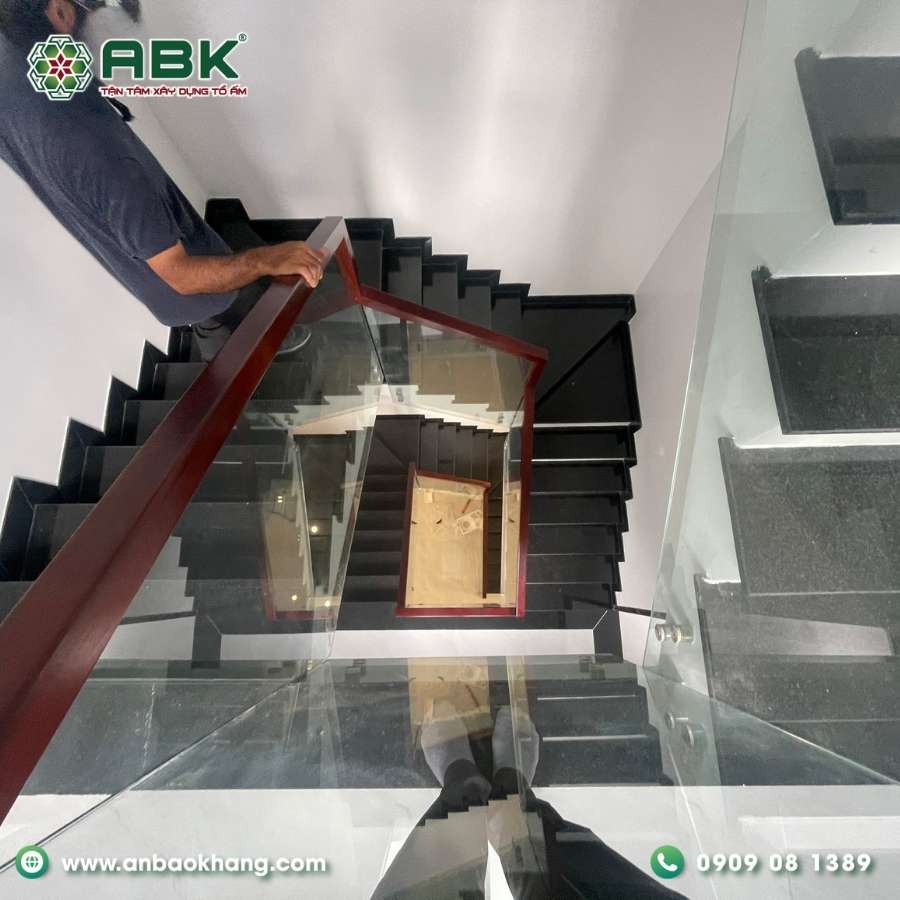 Thi-cong-xay-dung-nha-tron-goi-nha-pho-5-tang-Chu-Thuan-Go-Vap (75)