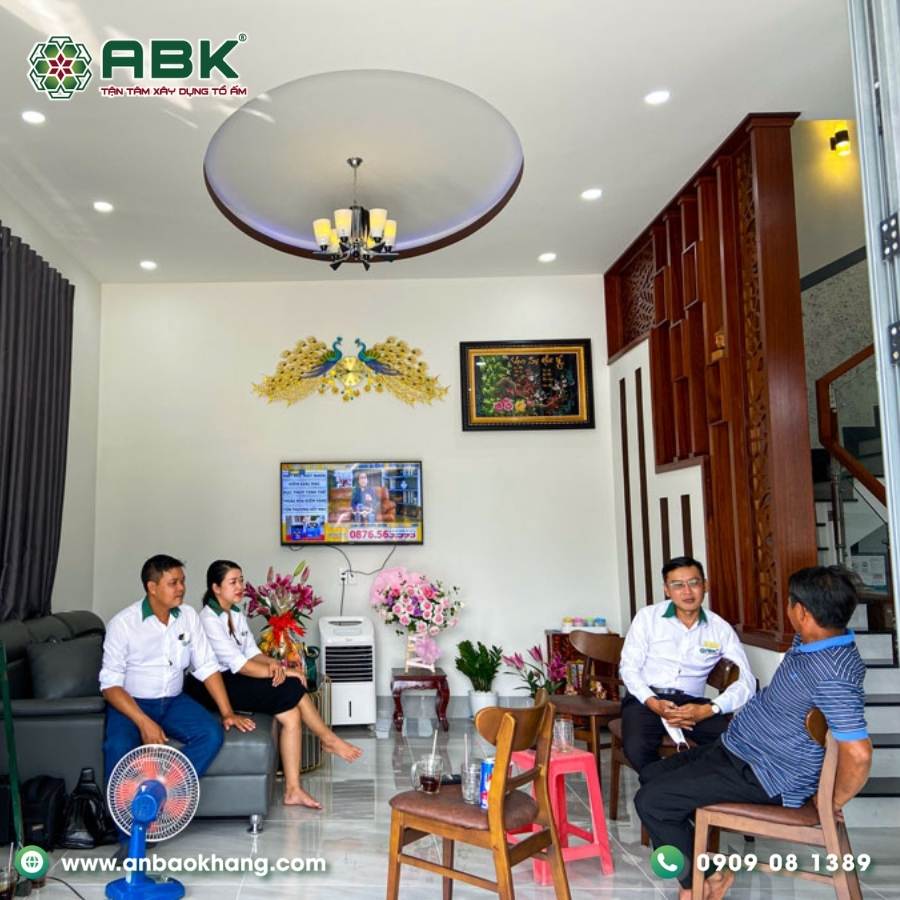 Thi-cong-xay-dung-biet-thu-2-tang-mai-thai-nha-anh-Anh-Cu-Chi (42)