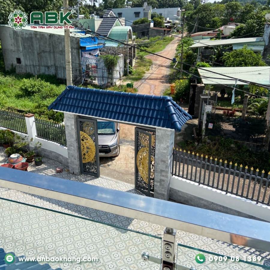 Thi-cong-xay-dung-biet-thu-2-tang-mai-thai-nha-anh-Anh-Cu-Chi (50)