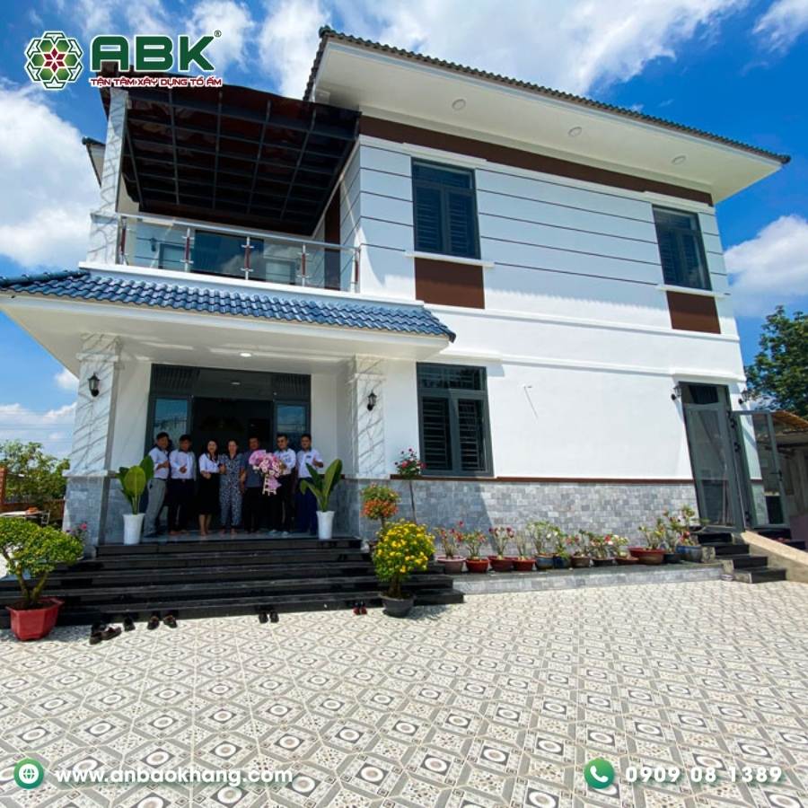 Thi-cong-xay-dung-biet-thu-2-tang-mai-thai-nha-anh-Anh-Cu-Chi (51)