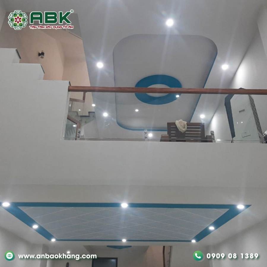 xay-nha-pho-3-tang-ruoi-nha-chi-thao-o-binh-duong (21)