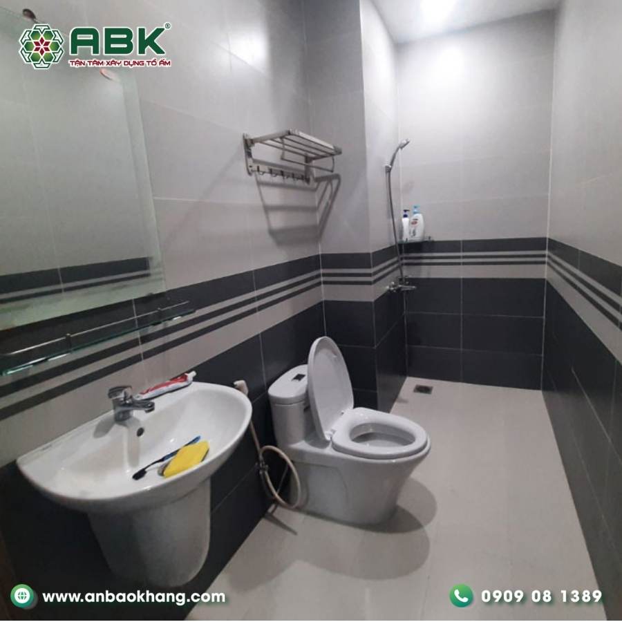 xay-nha-pho-3-tang-ruoi-nha-chi-thao-o-binh-duong (24)